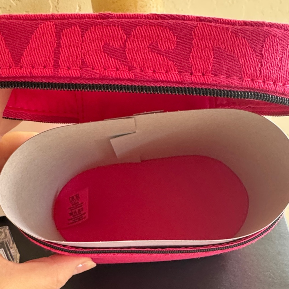 Miss Dior Hot Pink cosmetic Case - Picture 3 of 4